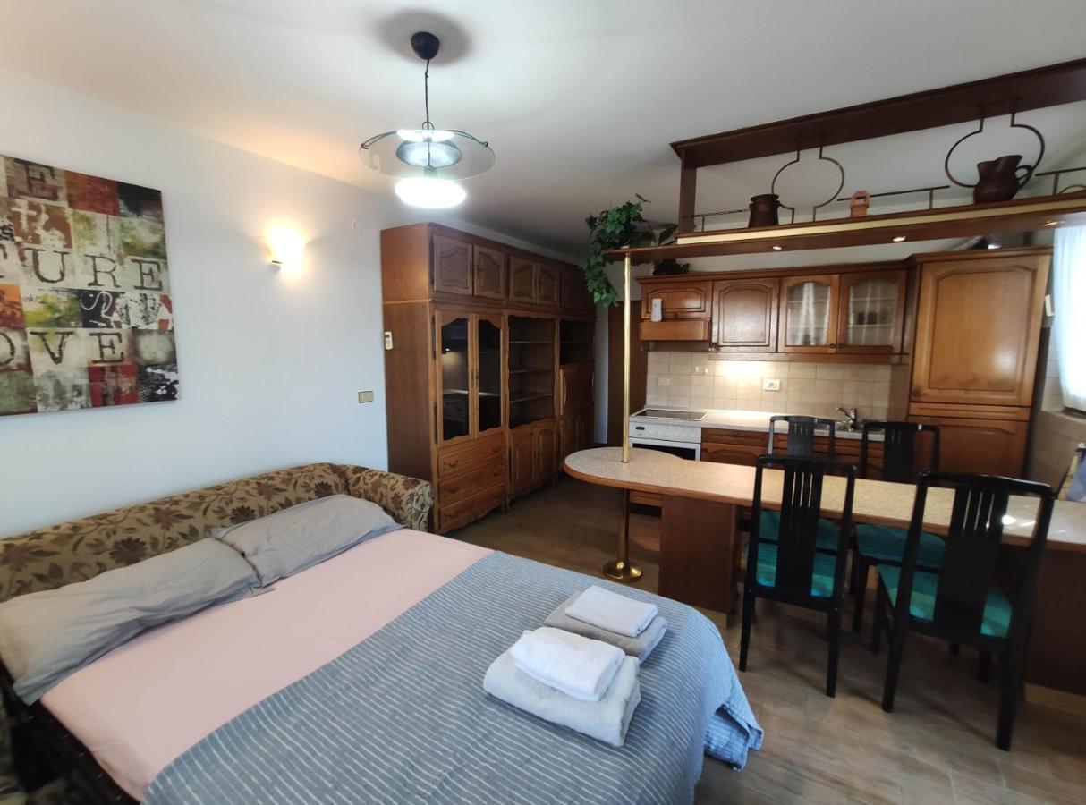Apartament Cute Corner Koper Zewnętrze zdjęcie